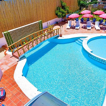 Red Coco Inn De Boracay Balabag  Ngoại thất bức ảnh