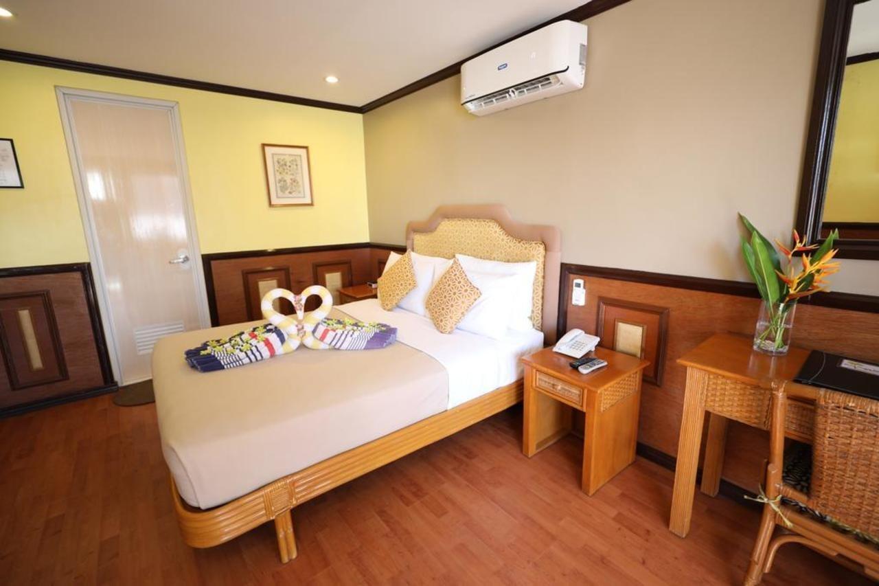 Red Coco Inn De Boracay Balabag  Ngoại thất bức ảnh