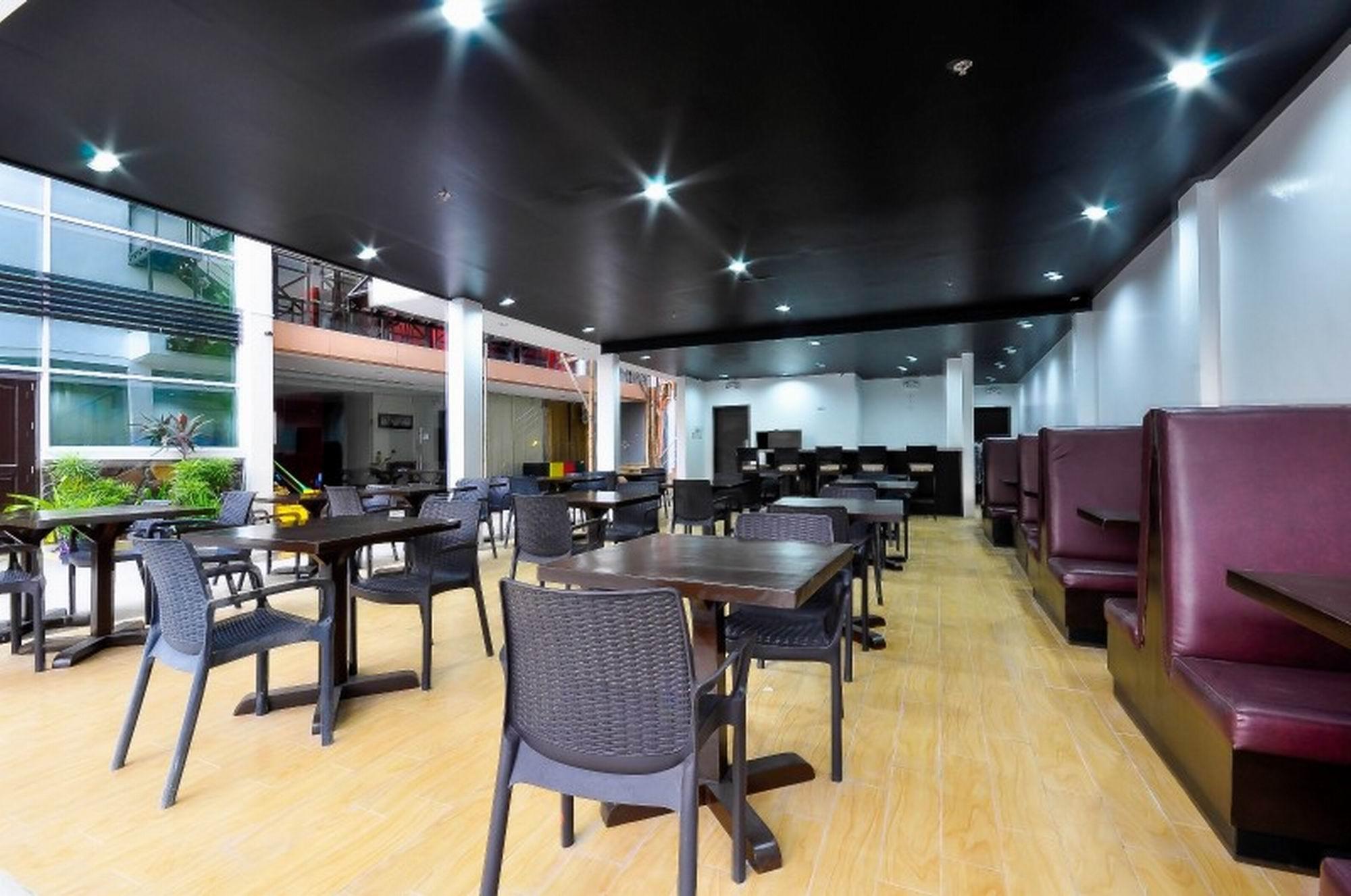Red Coco Inn De Boracay Balabag  Ngoại thất bức ảnh