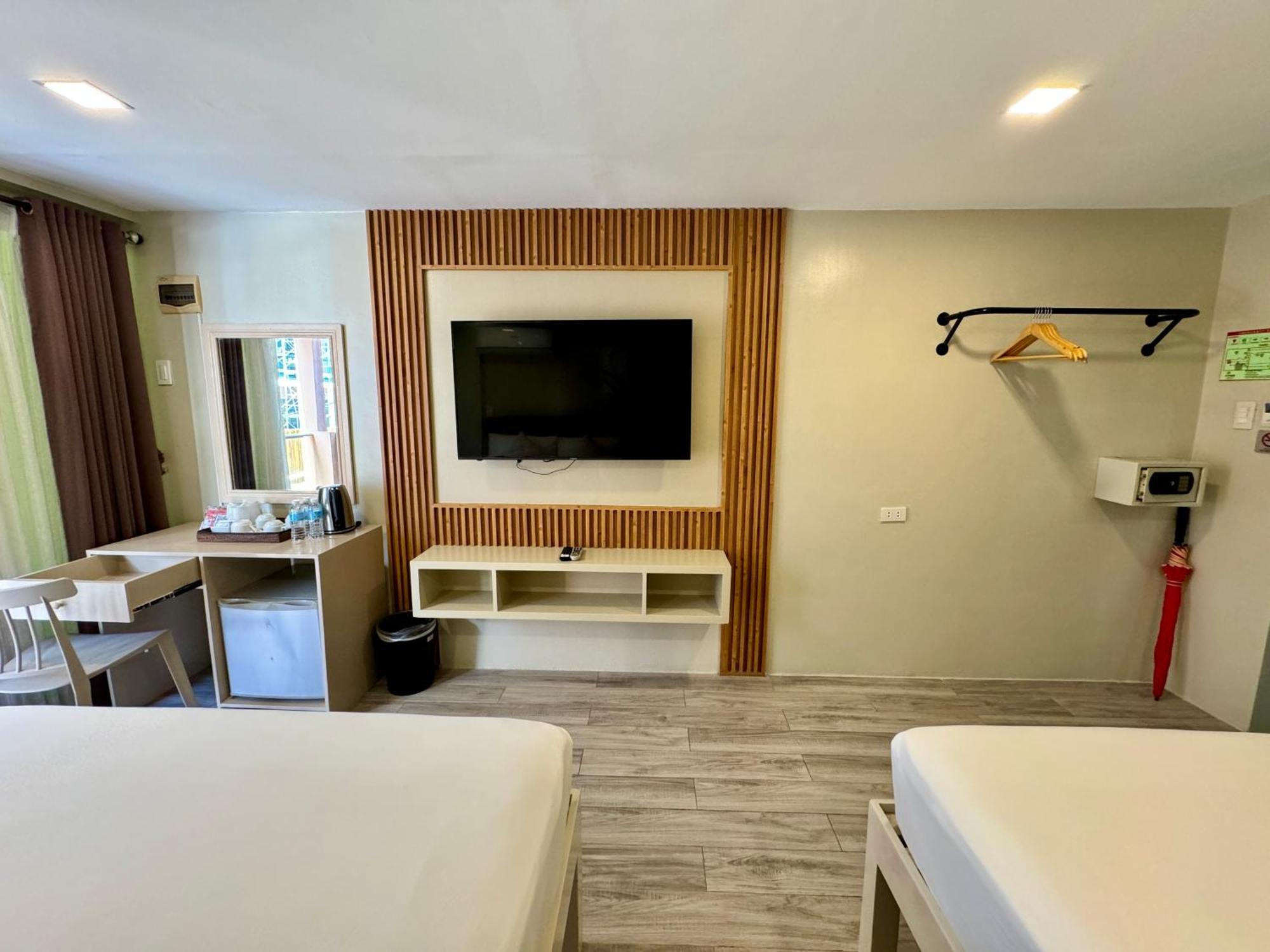Red Coco Inn De Boracay Balabag  Ngoại thất bức ảnh