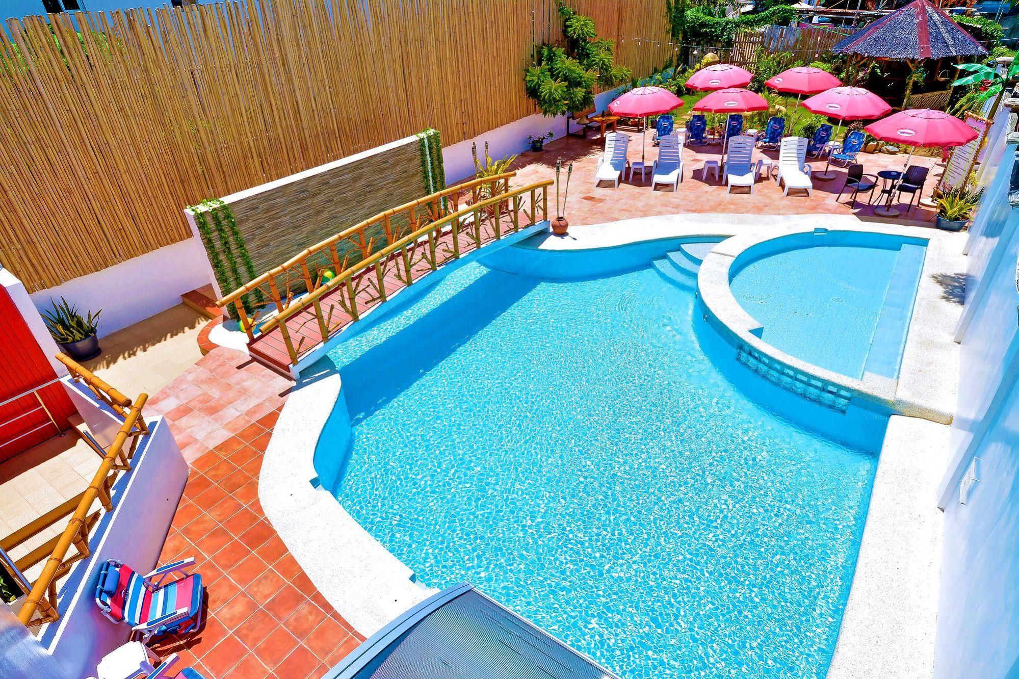 Red Coco Inn De Boracay Balabag  Ngoại thất bức ảnh